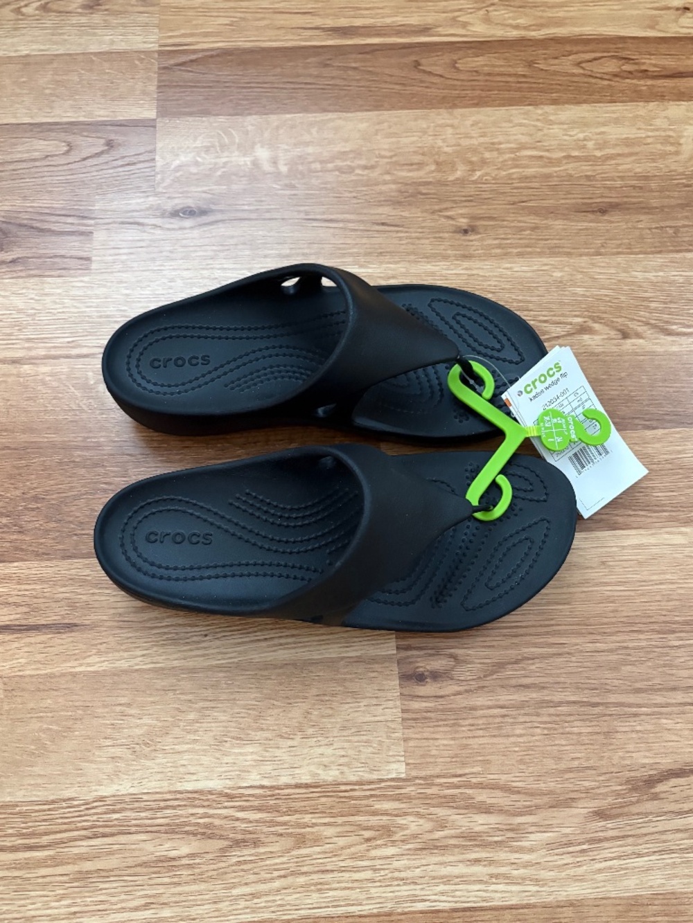 NWT CROCS Women's Kadee Wedge Flip Flop Sandals